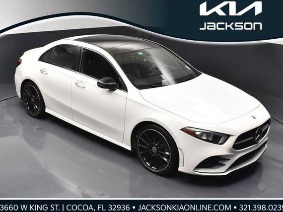 MERCEDES-BENZ A-CLASS 2022 W1K3G4EB3NJ349364 image