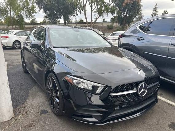 MERCEDES-BENZ A-CLASS 2022 W1K3G4EBXNJ371331 image