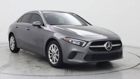 MERCEDES-BENZ A-CLASS 2022 W1K3G4EB2NJ360159 image