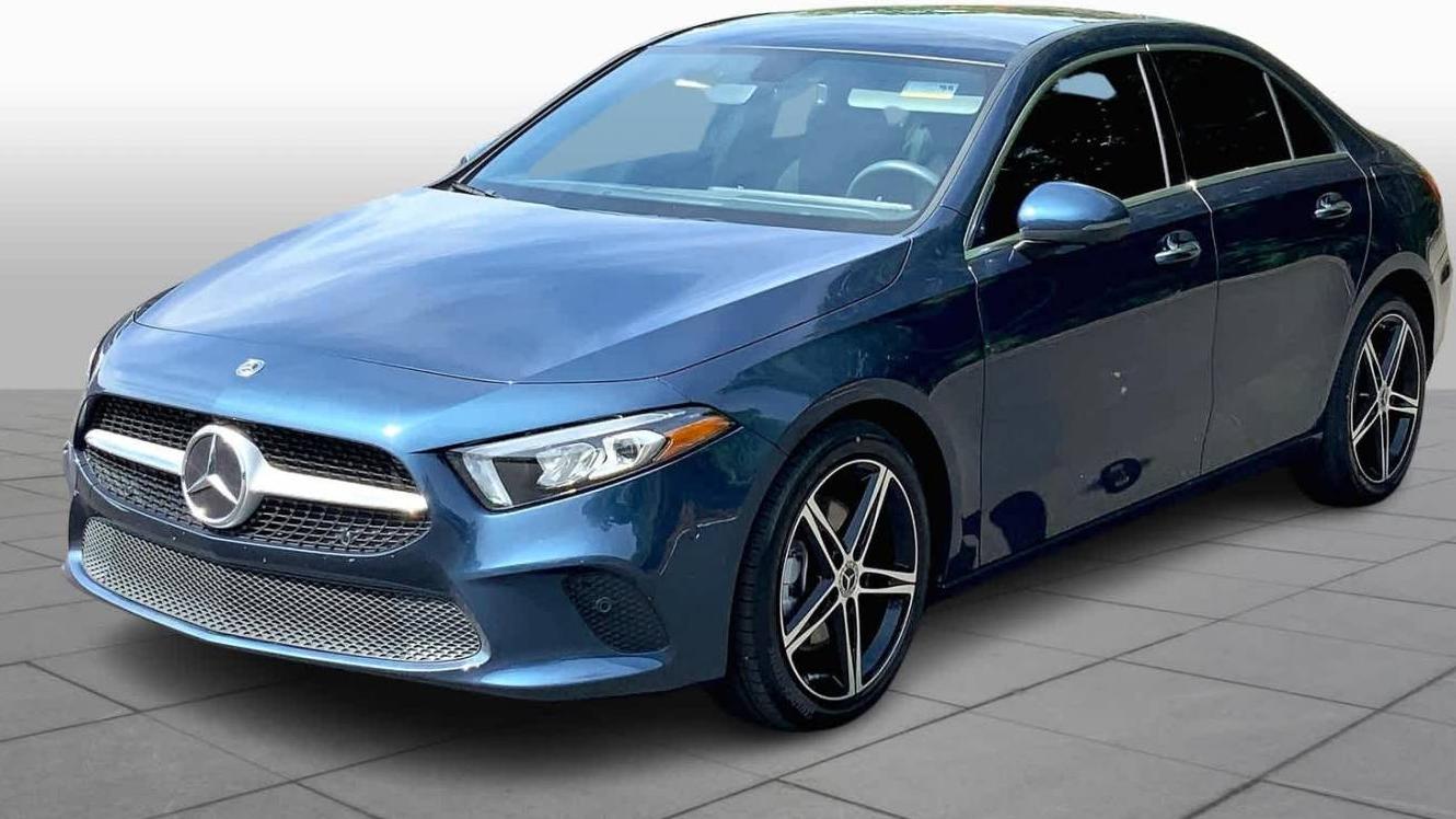 MERCEDES-BENZ A-CLASS 2022 W1K3G4EB3NJ335495 image