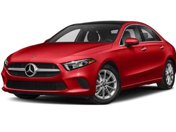 MERCEDES-BENZ A-CLASS 2022 W1K3G4FB4NJ372022 image