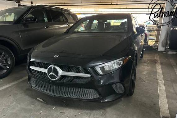 MERCEDES-BENZ A-CLASS 2022 W1K3G4EB5NJ368398 image MERCEDES-BENZ A-CLASS 2022 W1K3G4EB5NJ368398 image