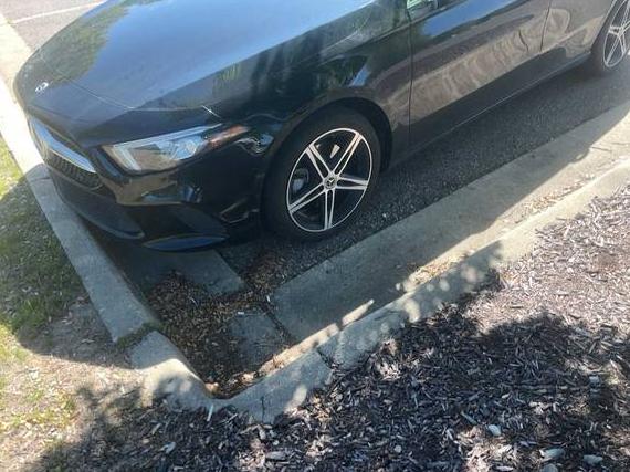 MERCEDES-BENZ A-CLASS 2022 W1K3G4FB8NJ363565 image