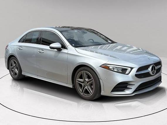 MERCEDES-BENZ A-CLASS 2022 W1K3G4EB4NJ364570 image