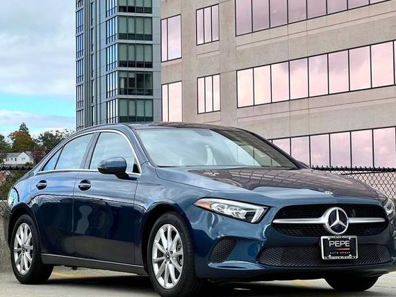 MERCEDES-BENZ A-CLASS 2022 W1K3G4FB7NJ334400 image