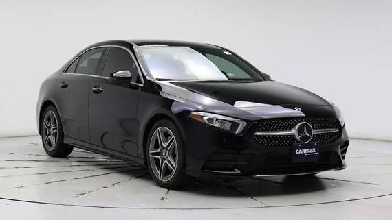 MERCEDES-BENZ A-CLASS 2022 W1K3G4FB4NJ365927 image