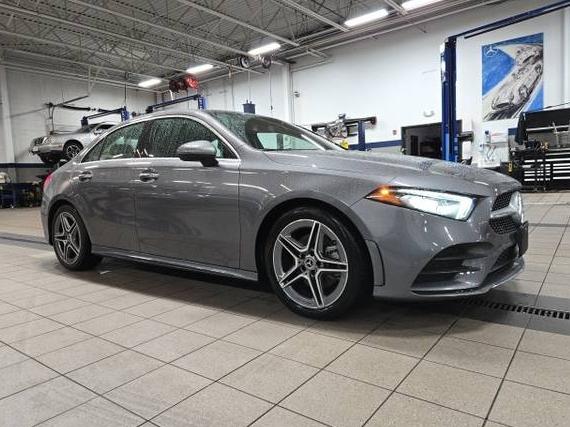 MERCEDES-BENZ A-CLASS 2022 W1K3G4FB4NJ351994 image