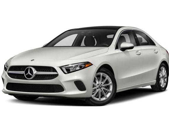 MERCEDES-BENZ A-CLASS 2022 W1K3G4EB6NJ356339 image