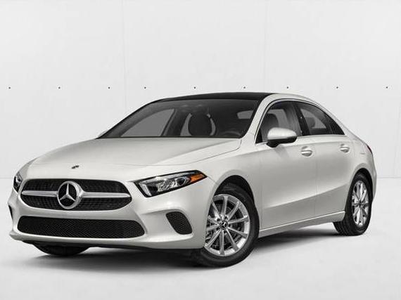 MERCEDES-BENZ A-CLASS 2022 W1K3G4EB6NJ329061 image