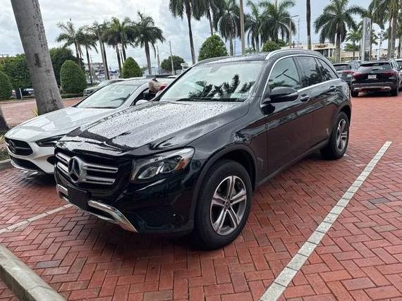 MERCEDES-BENZ GLC-CLASS 2019 WDC0G4KB1KF658745 image
