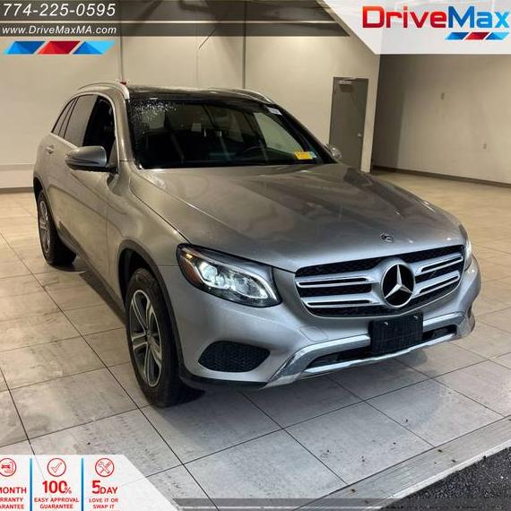MERCEDES-BENZ GLC-CLASS 2019 WDC0G4KB0KF665072 image