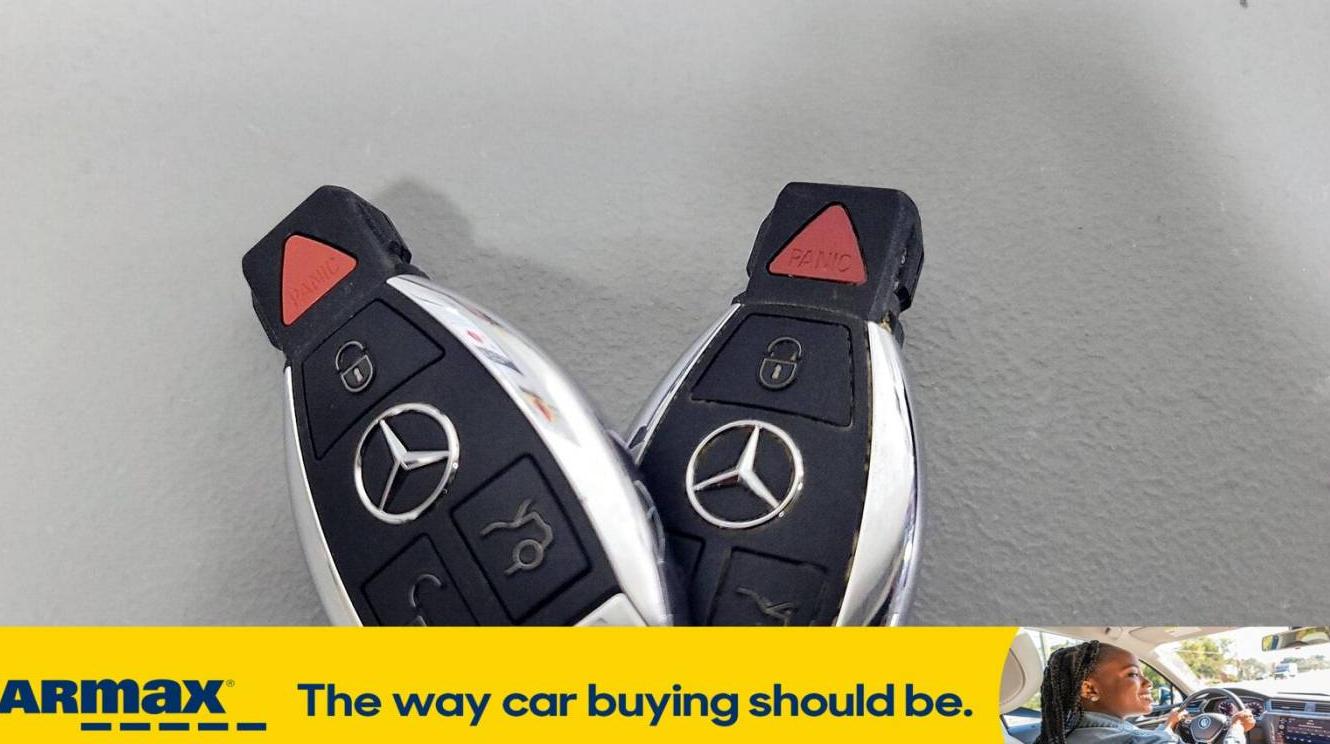 MERCEDES-BENZ GLC-CLASS 2019 WDC0G4JB5KF575174 image