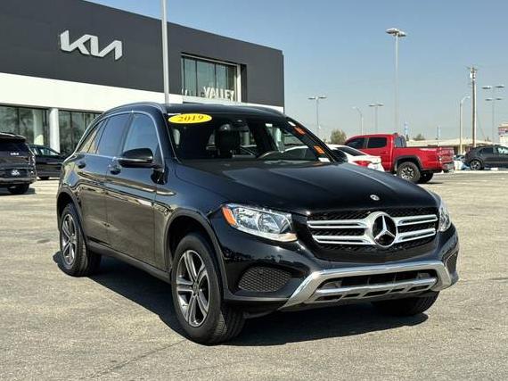 MERCEDES-BENZ GLC-CLASS 2019 WDC0G4JB4KV195751 image