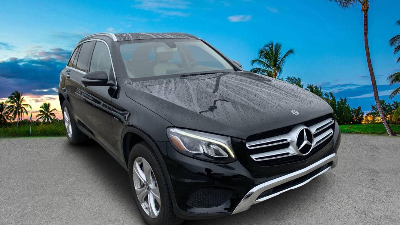 MERCEDES-BENZ GLC-CLASS 2018 WDC0G5EB7JF417725 image