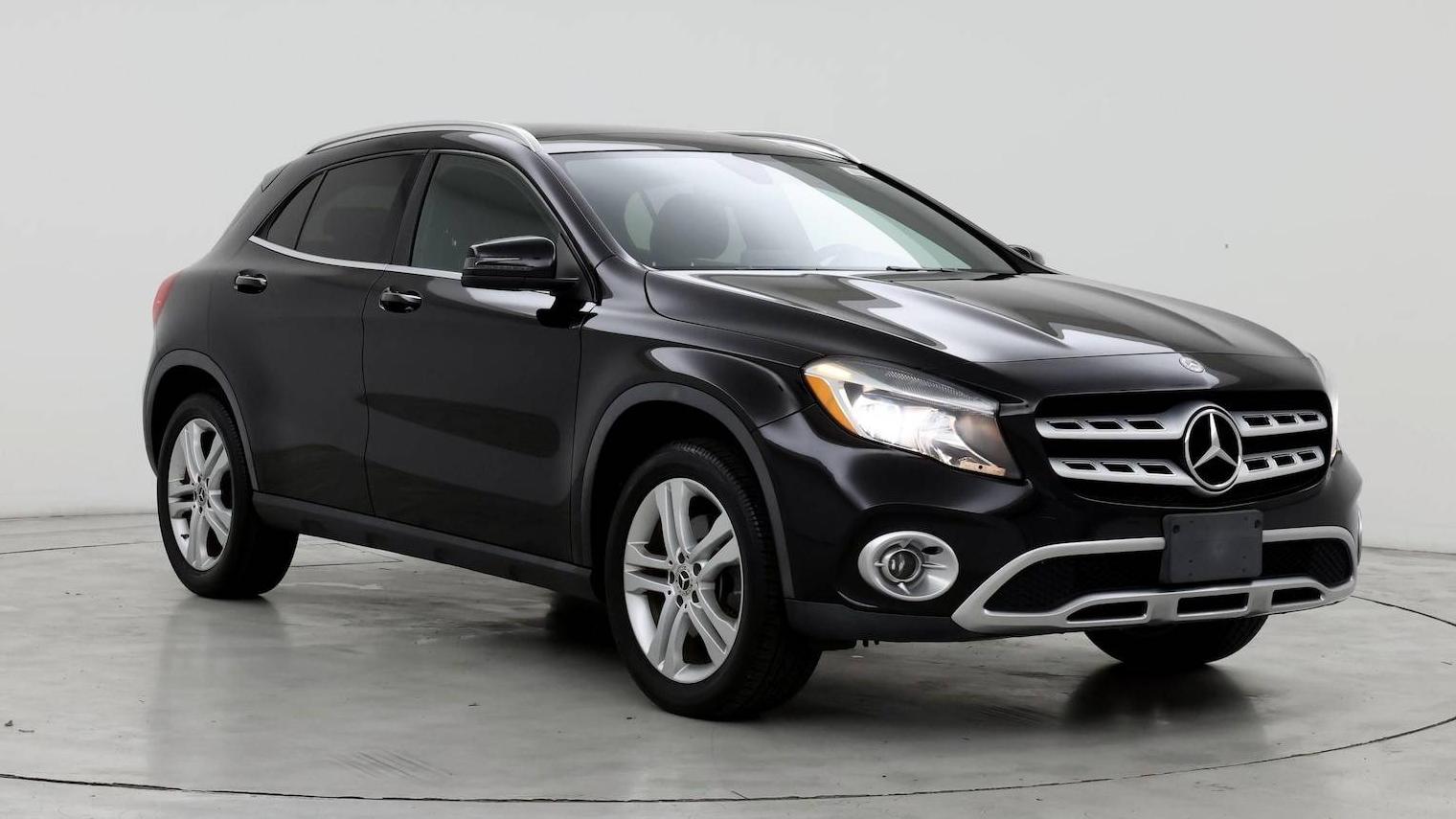 MERCEDES-BENZ GLA-CLASS 2019 WDCTG4GB9KJ586230 image