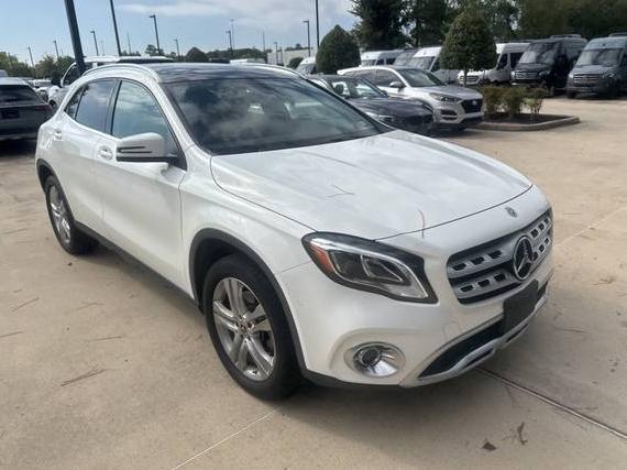 MERCEDES-BENZ GLA-CLASS 2019 WDCTG4EB4KU004049 image