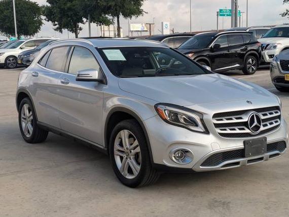 MERCEDES-BENZ GLA-CLASS 2019 WDCTG4EB8KU004264 image