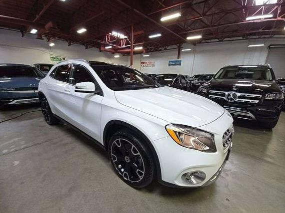 MERCEDES-BENZ GLA-CLASS 2019 WDCTG4GB6KU007659 image