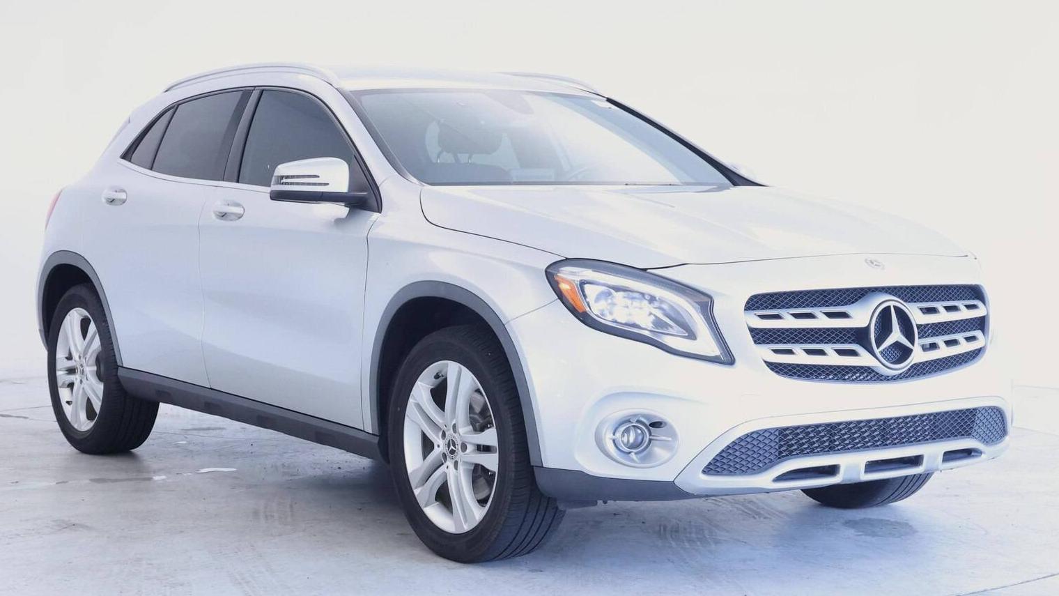 MERCEDES-BENZ GLA-CLASS 2019 WDCTG4GB5KU011282 image