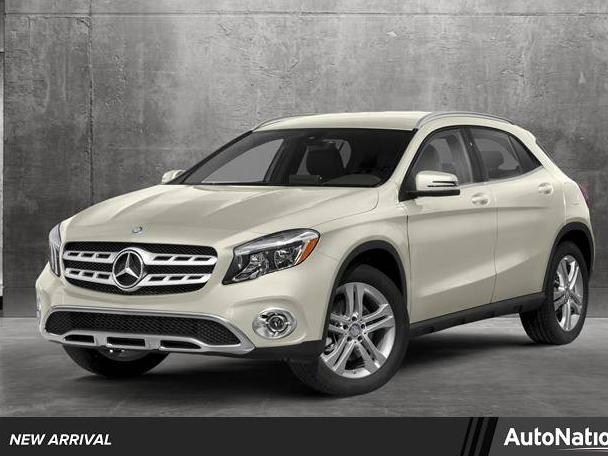 MERCEDES-BENZ GLA-CLASS 2018 WDCTG4EB7JJ376940 image