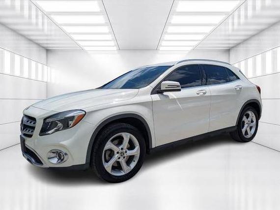 MERCEDES-BENZ GLA-CLASS 2018 WDCTG4EB7JJ435808 image