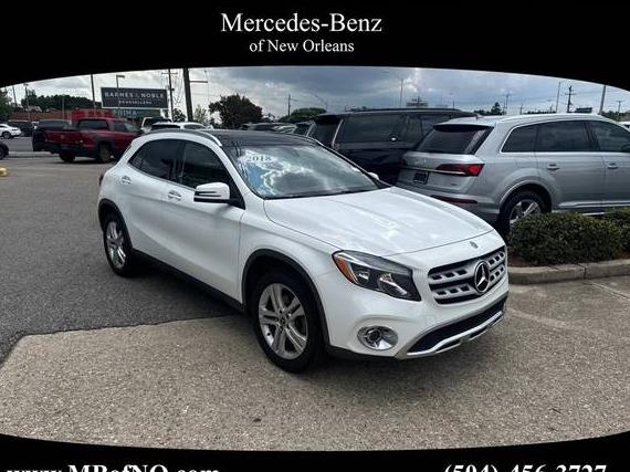 MERCEDES-BENZ GLA-CLASS 2018 WDCTG4EB9JJ498585 image