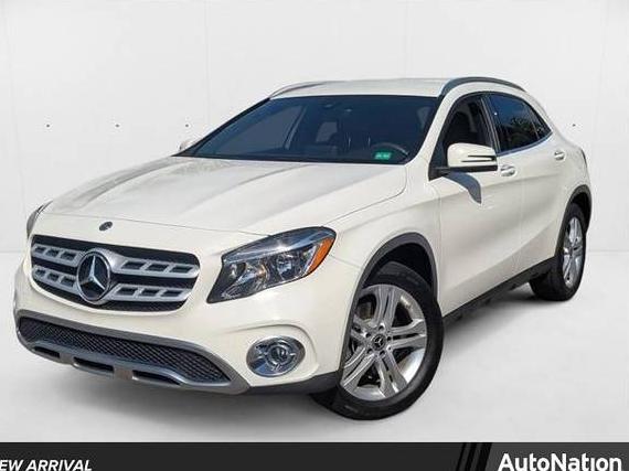 MERCEDES-BENZ GLA-CLASS 2018 WDCTG4EB7JJ434951 image