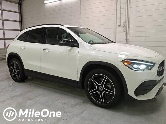 MERCEDES-BENZ GLA-CLASS 2022 W1N4N4HB0NJ390334 image