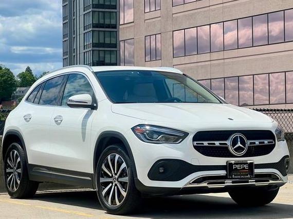 MERCEDES-BENZ GLA-CLASS 2022 W1N4N4HB9NJ412802 image