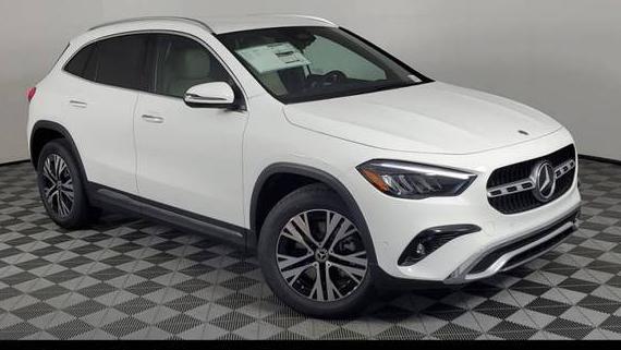 MERCEDES-BENZ GLA-CLASS 2025 W1N4N4GB8SJ683072 image