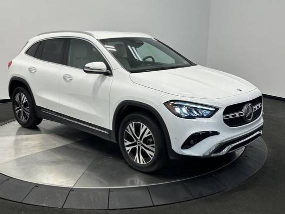 MERCEDES-BENZ GLA-CLASS 2025 W1N4N4HB4SJ700545 image
