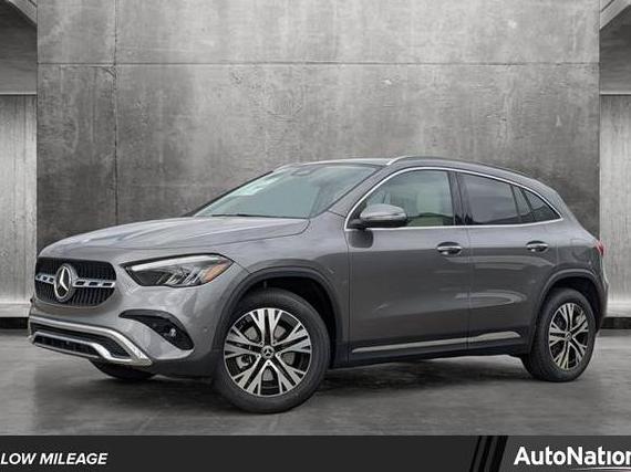 MERCEDES-BENZ GLA-CLASS 2025 W1N4N4GB1SJ665884 image