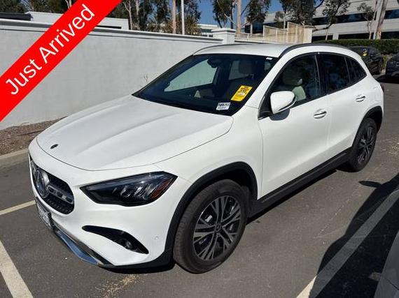 MERCEDES-BENZ GLA-CLASS 2025 W1N4N4GB8SJ701070 image