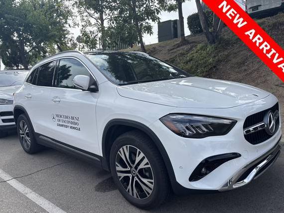 MERCEDES-BENZ GLA-CLASS 2025 W1N4N4HB2SJ659154 image