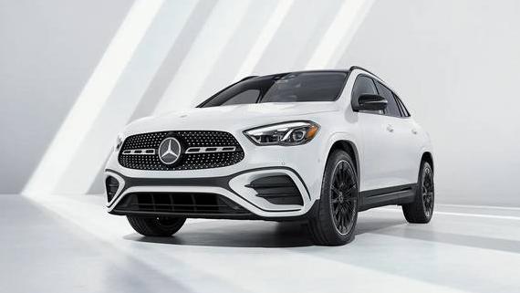 MERCEDES-BENZ GLA-CLASS 2025 W1N4N4GB3SJ672805 image