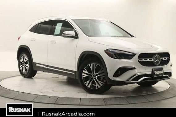 MERCEDES-BENZ GLA-CLASS 2025 W1N4N4GB8SJ673092 image