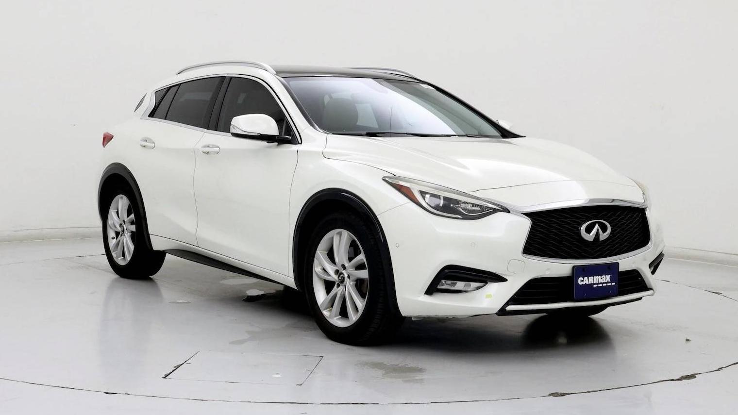 INFINITI QX30 2017 SJKCH5CP2HA034326 image