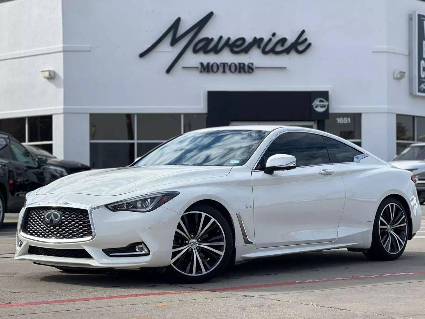 INFINITI Q60 2017 JN1EV7EK0HM362802 image