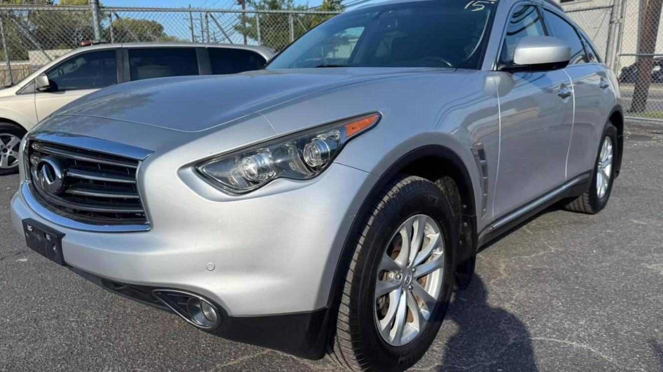 INFINITI FX37 2013 JN8CS1MW2DM170715 image