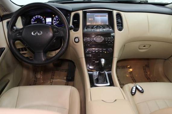 INFINITI QX50 2017 JN1BJ0RP4HM381817 image INFINITI QX50 2017 JN1BJ0RP4HM381817 image