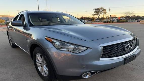 INFINITI QX70 2017 JN8CS1MU9HM143242 image INFINITI QX70 2017 JN8CS1MU9HM143242 image
