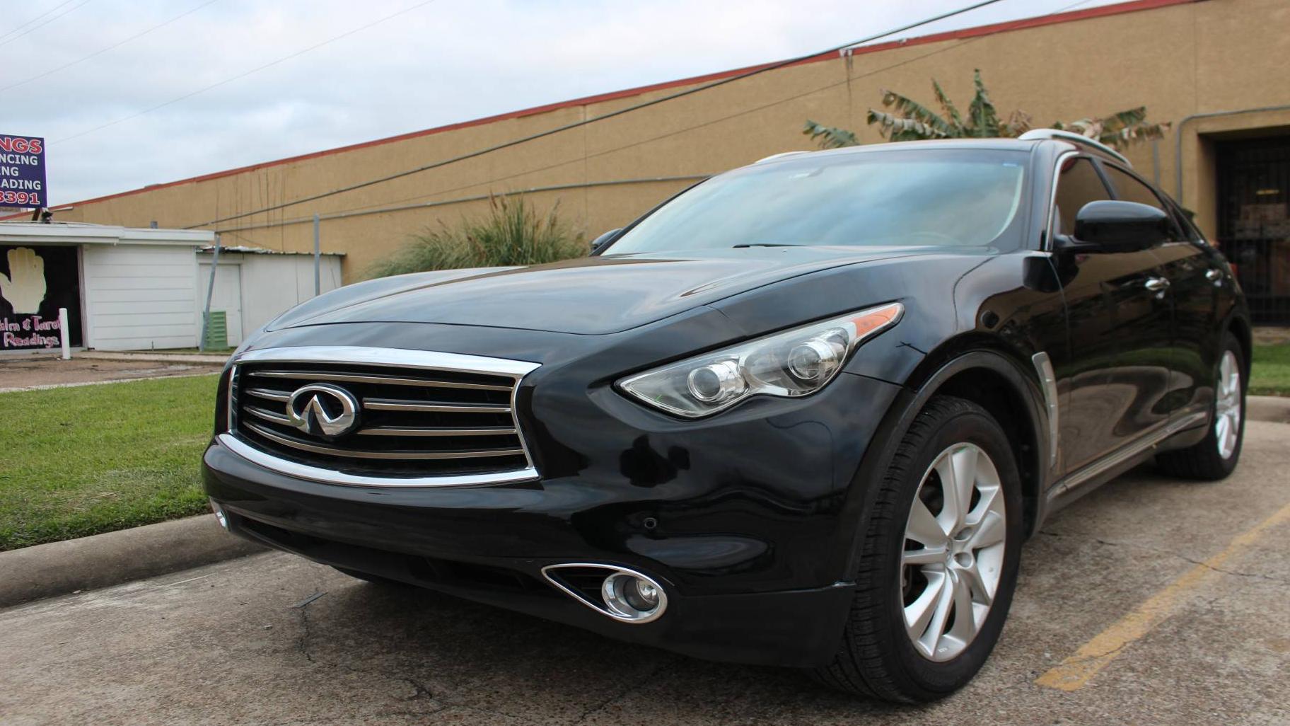 INFINITI QX70 2014 JN8CS1MW8EM411906 image