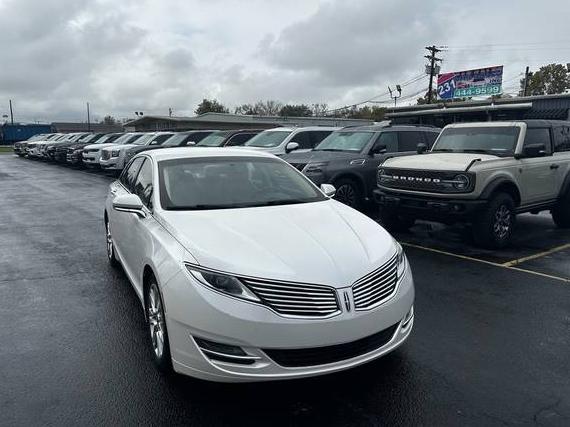 LINCOLN MKZ 2016 3LN6L2G98GR608906 image LINCOLN MKZ 2016 3LN6L2G98GR608906 image