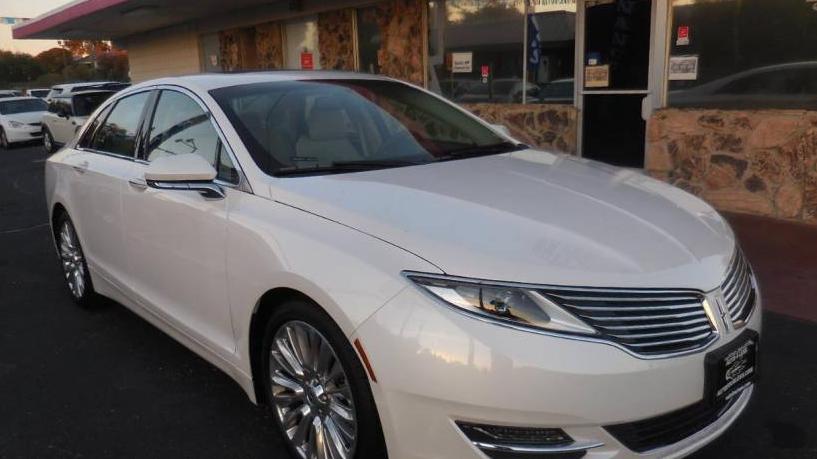 LINCOLN MKZ 2016 3LN6L2G95GR627686 image