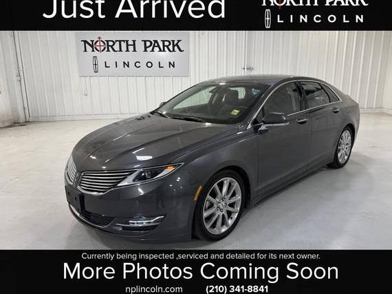 LINCOLN MKZ 2016 3LN6L2G92GR609484 image