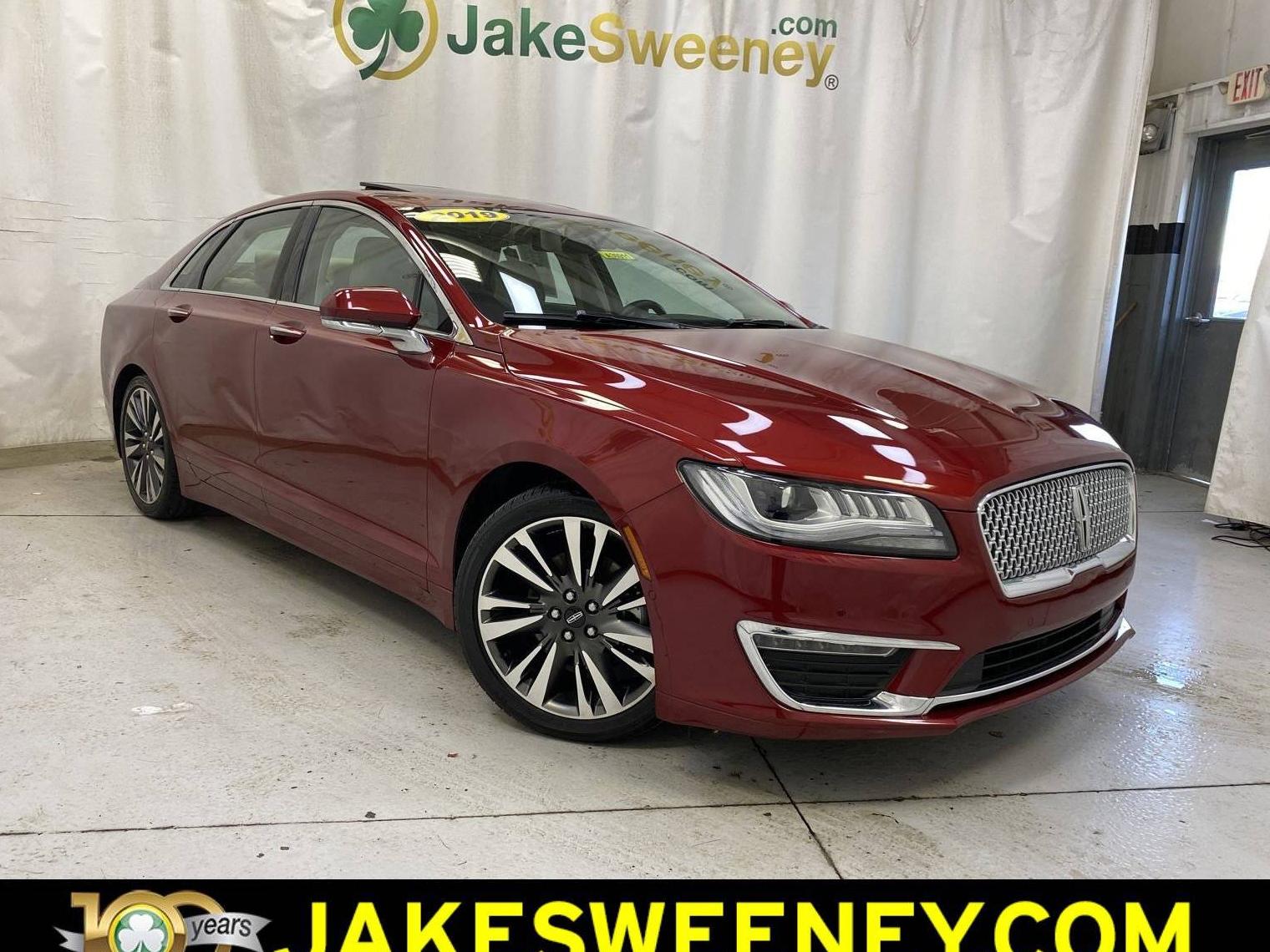 LINCOLN MKZ 2019 3LN6L5E96KR613387 image