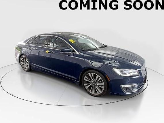 LINCOLN MKZ 2019 3LN6L5E98KR625380 image