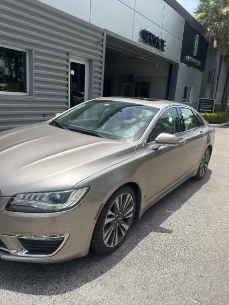 LINCOLN MKZ 2019 3LN6L5E93KR601889 image