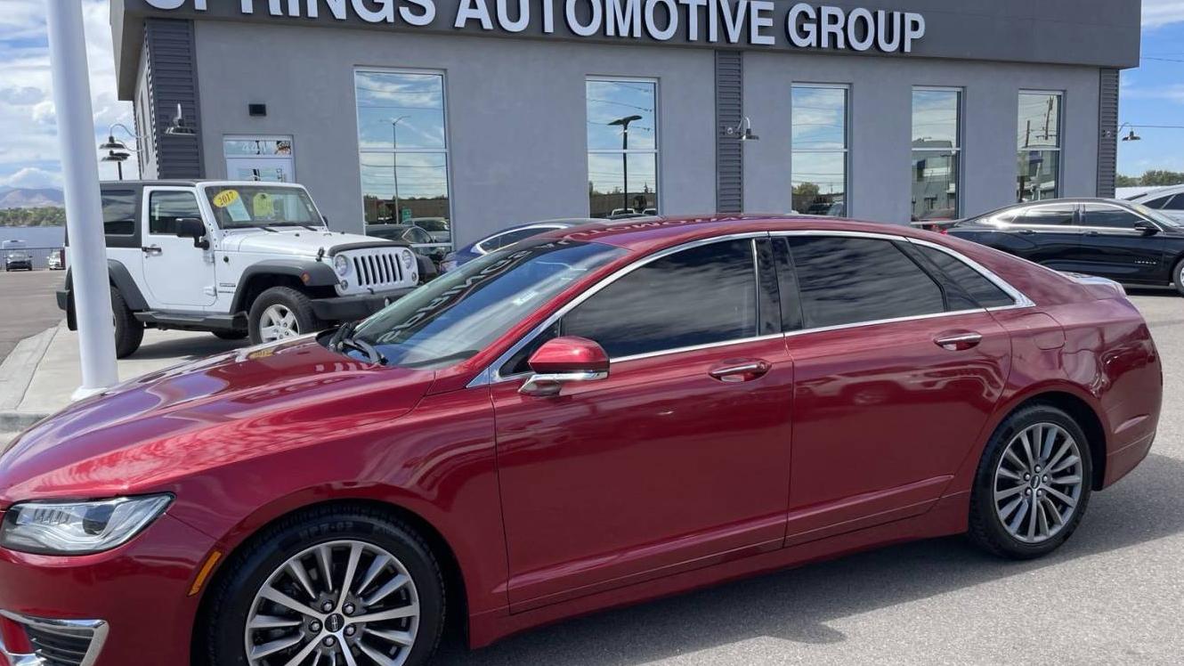 LINCOLN MKZ 2018 3LN6L5A96JR605262 image