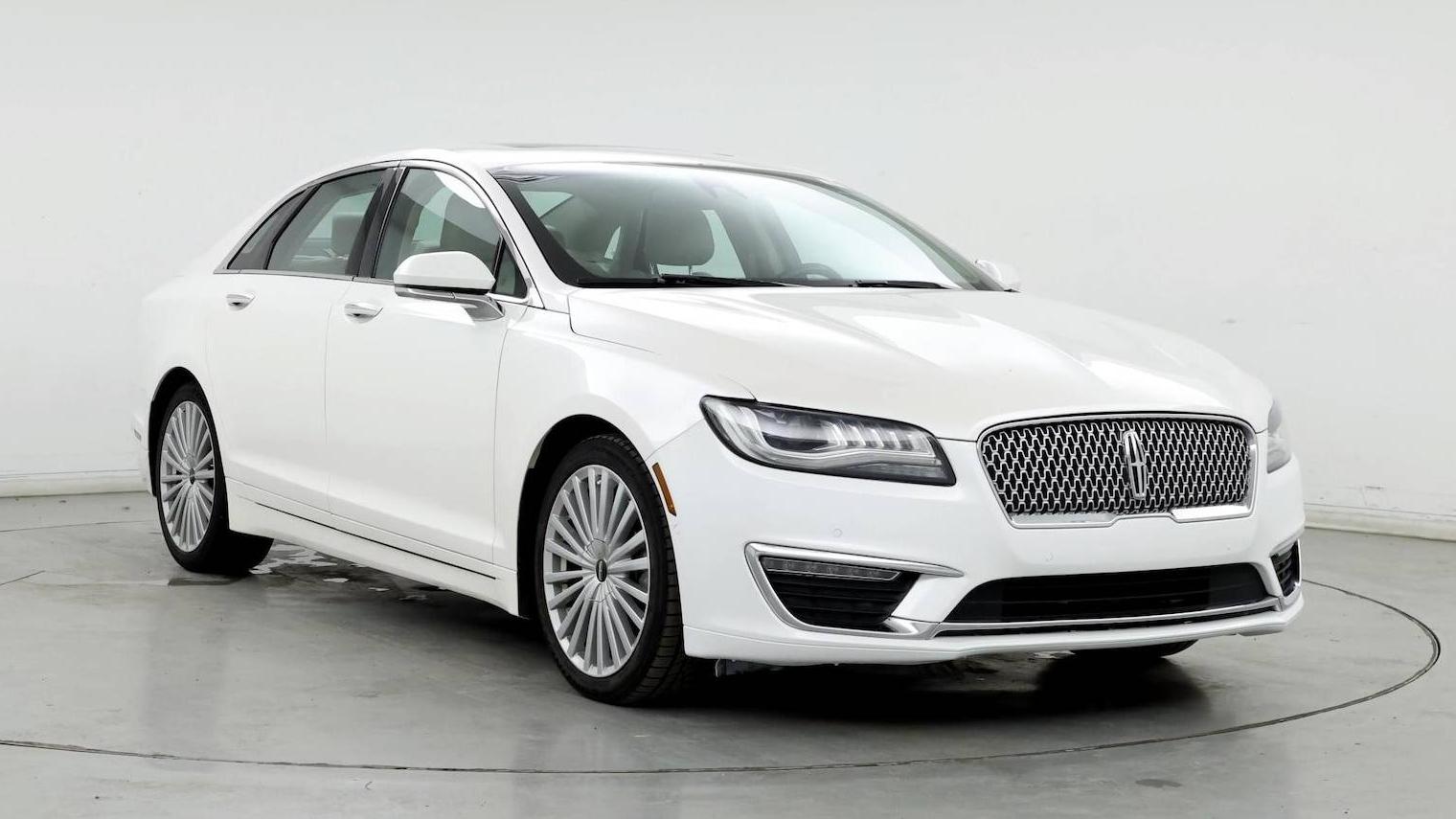 LINCOLN MKZ 2017 3LN6L5MUXHR637674 image